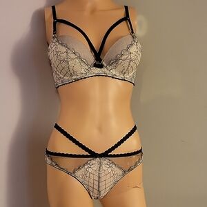 💚VS RARE VEXY SEXY SET